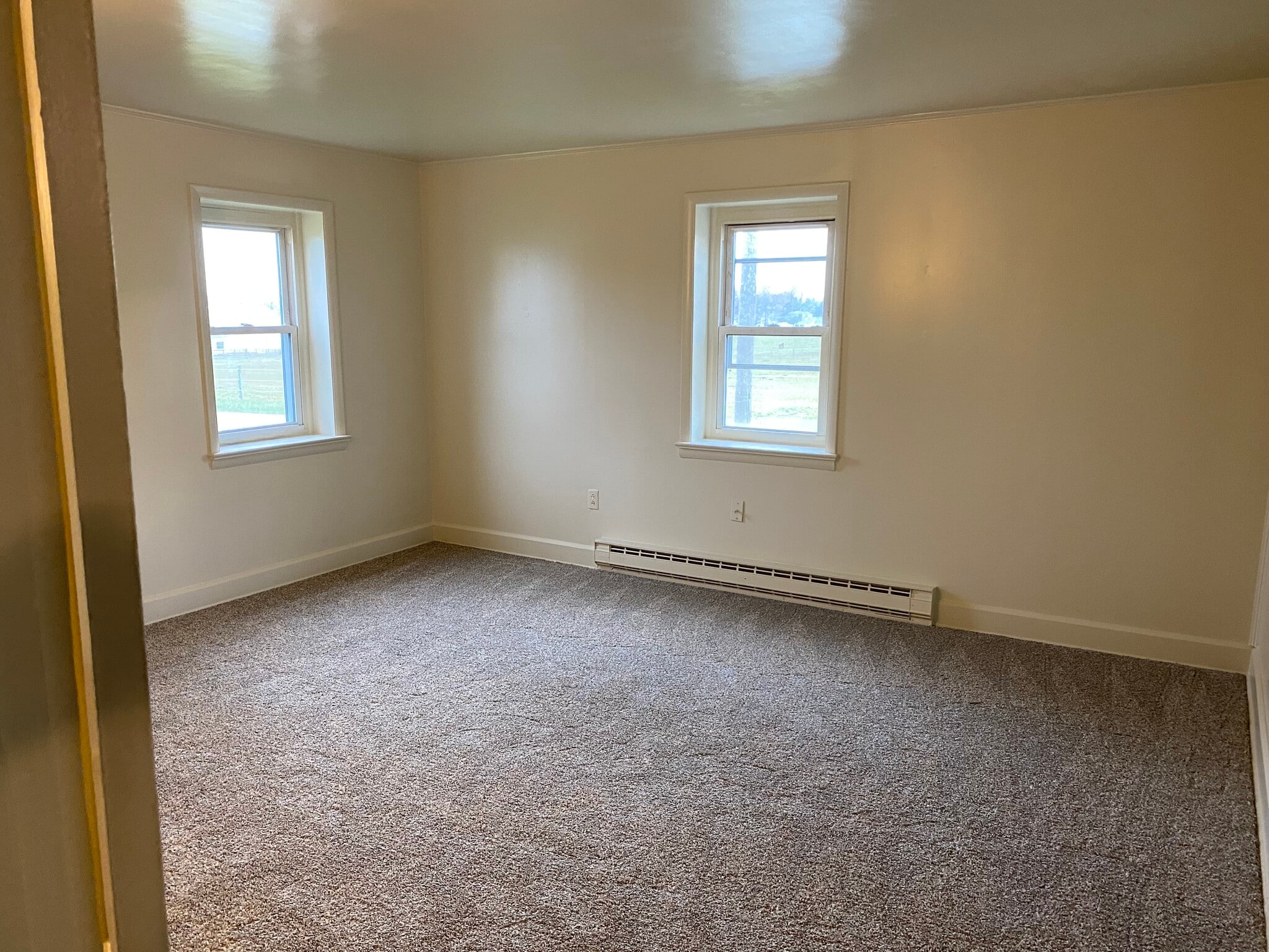 Building Photo - 10 Stoltzfus Ln