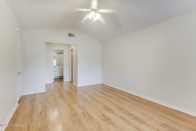 Building Photo - 3612 Miles Ln