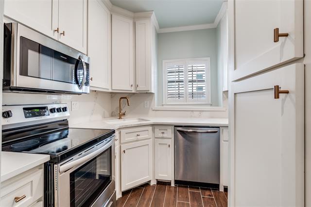 Building Photo - 3401 Binkley Ave