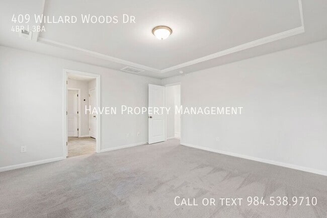 Building Photo - 409 Willard Wds Dr