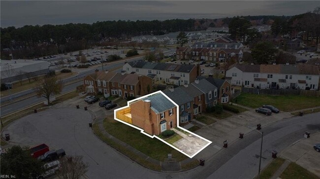 Building Photo - 725 Mill Landing Rd