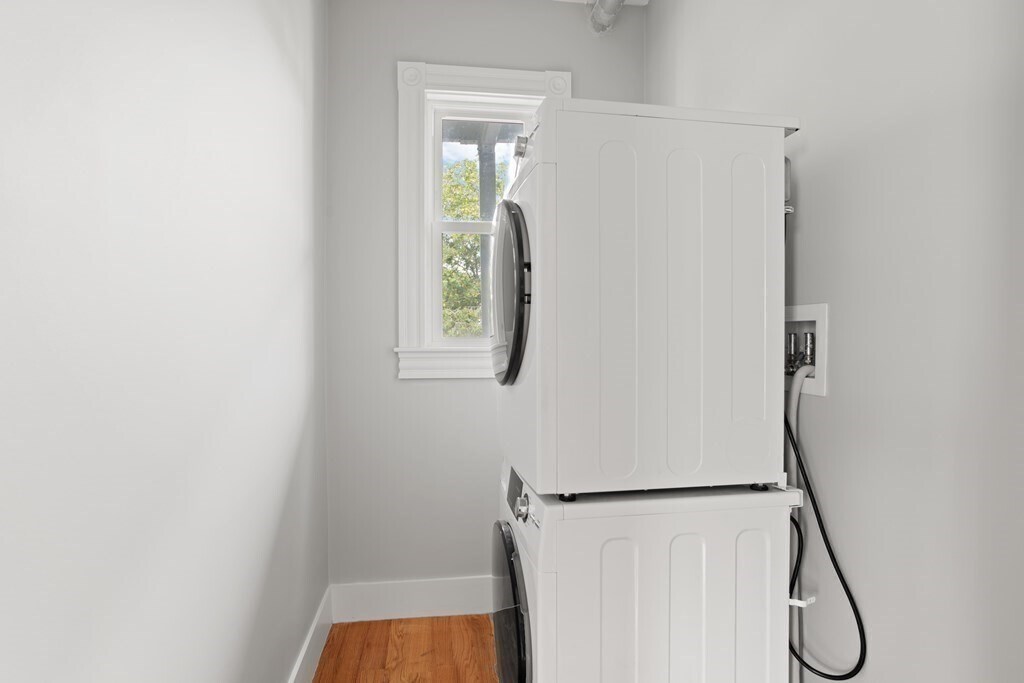 Building Photo - 426 Bowdoin St