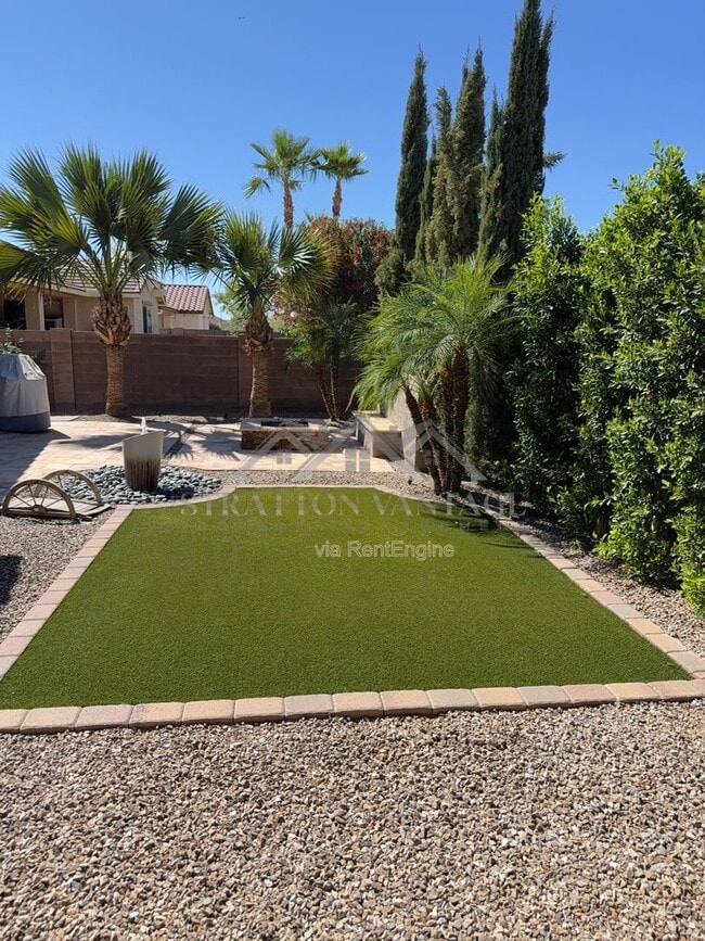 Building Photo - 212 E Prescott Dr