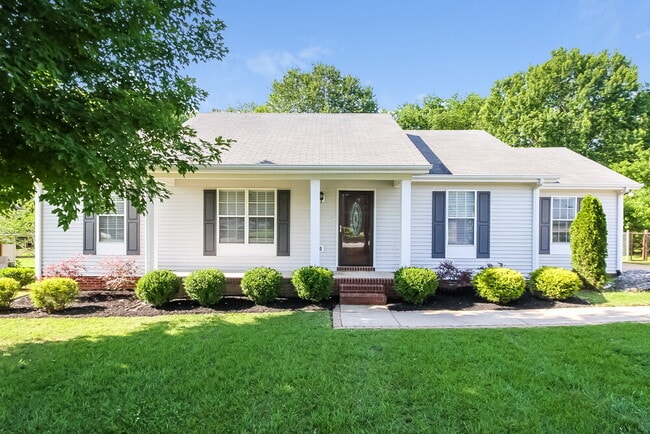 Building Photo - 2231 Sawmill St