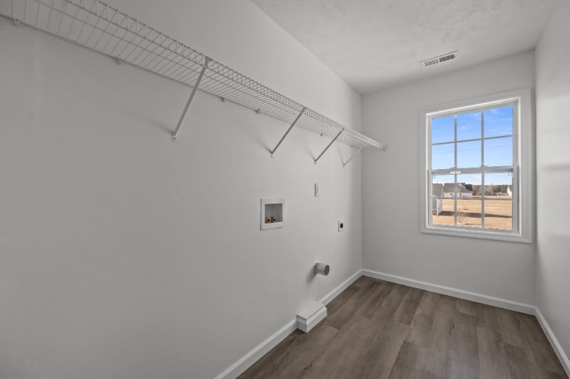 Building Photo - 209 Trophy Ridge Dr