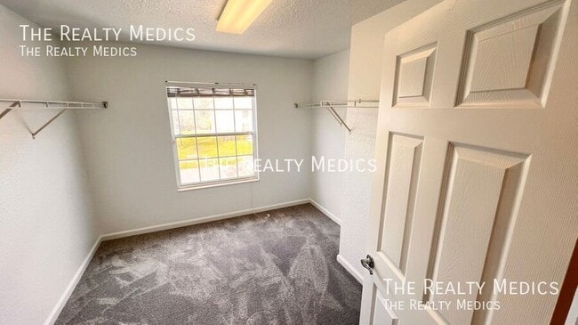 Building Photo - 1612 Malon Bay Dr