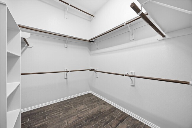 Building Photo - 601 Dunlavy Ln