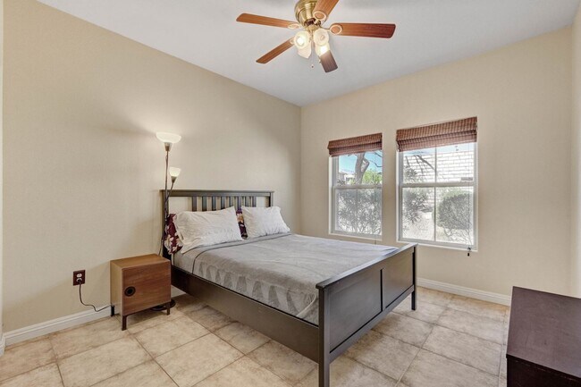 Building Photo - AWESOME SUMMERLIN CONDO IN GATED CORONADO ...