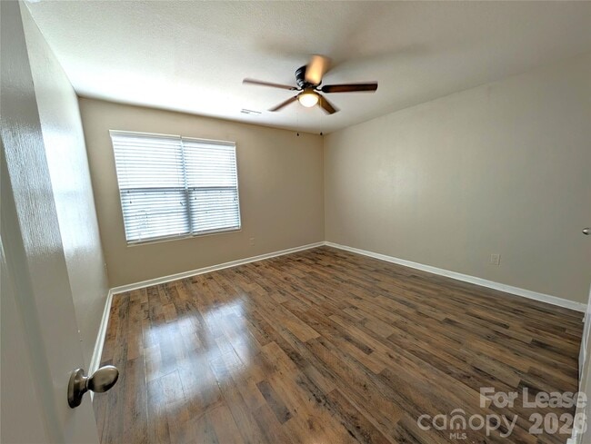 Building Photo - 9223 Avery Meadows Dr