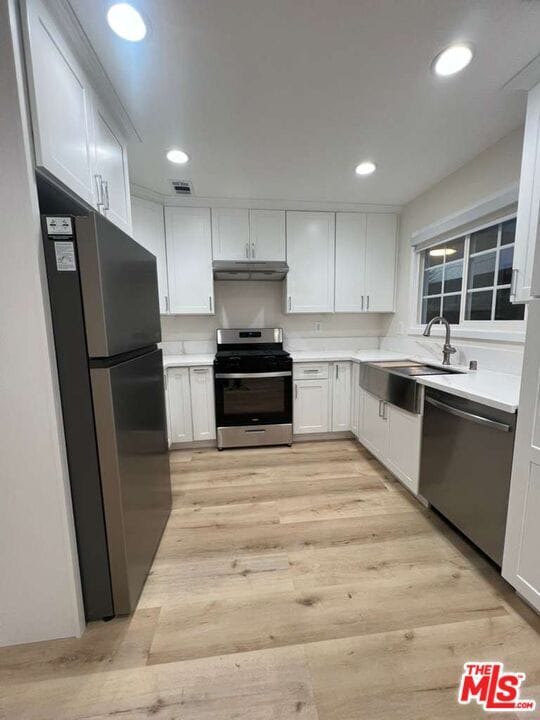 Building Photo - 853 S Bedford St