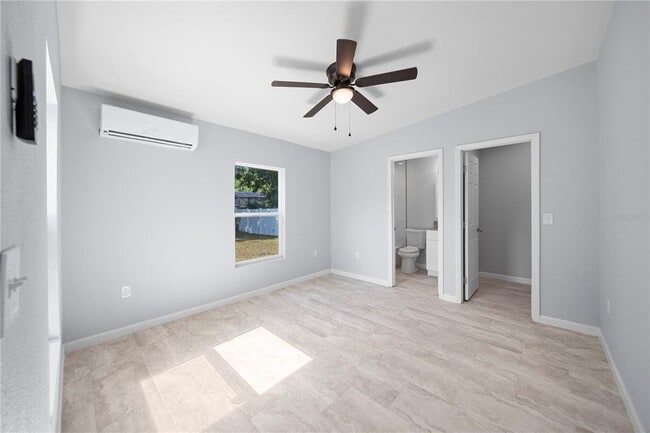 Building Photo - 724 W Fairbanks Ave