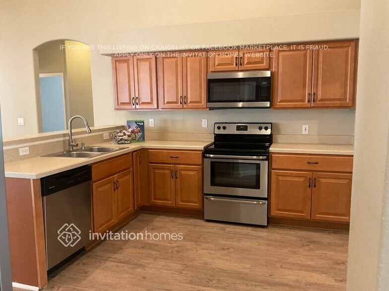 Building Photo - 3780 Elizabeth Springs Way