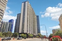 Building Photo - 400 E Randolph St
