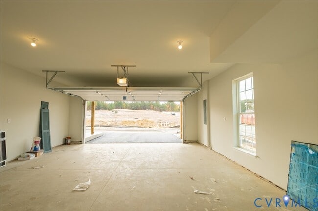 Building Photo - 15225 Dunton Ave