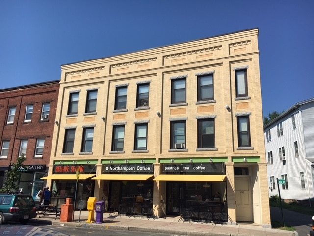 exterior - 263 Pleasant St