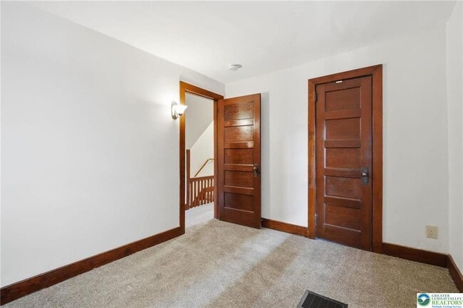 Building Photo - 819 Chestnut St