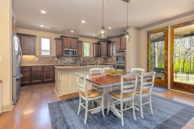 Building Photo - 5208 Prairie Sky Dr