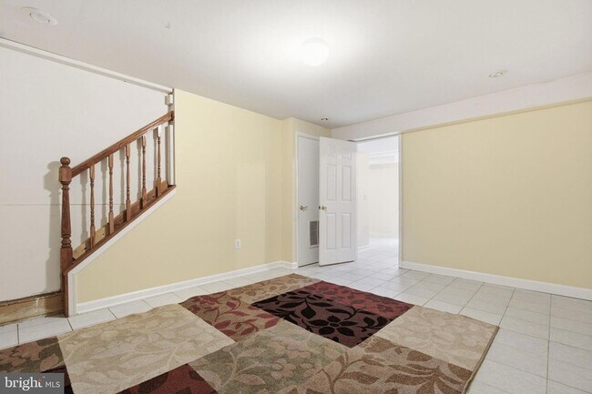Building Photo - 10205 Balsamwood Dr