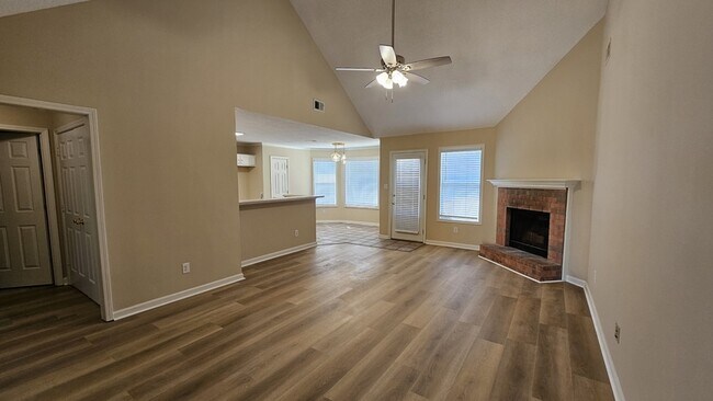 Building Photo - 6967 Showboat Ln