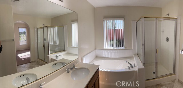 Building Photo - 1059 Rodeo Queen Dr