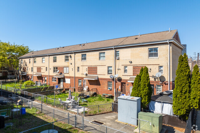 Building Photo - Richard Allen Homes II
