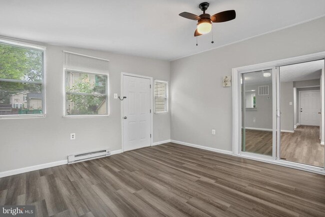 Building Photo - 10506 Lime Tree Way