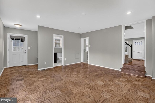 Building Photo - 9315 Linden Ave