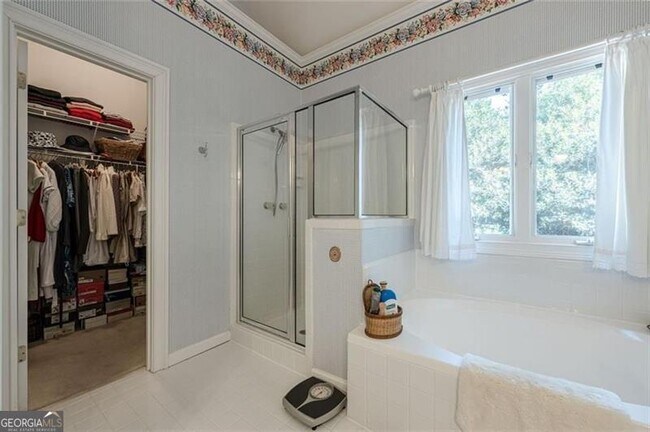 Building Photo - 322 Pebble Trail