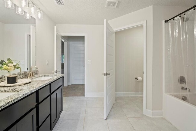 Building Photo - 4224 Sagefield Dr