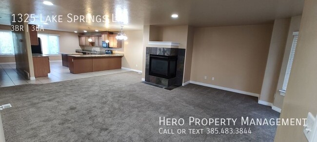 Building Photo - Beautiful Salt Lake Townhome!!!