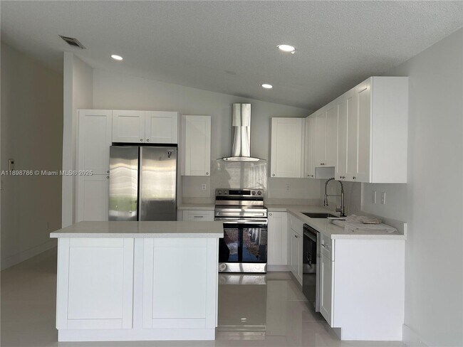 Building Photo - 14845 SW 36th Terrace