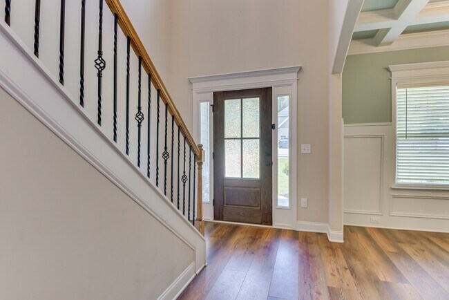 Building Photo - 4050 Stowe Dr