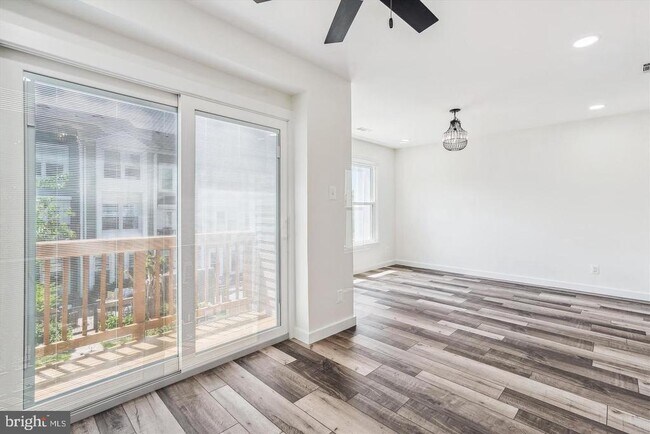 Building Photo - 6010 Sunset Ridge Ct