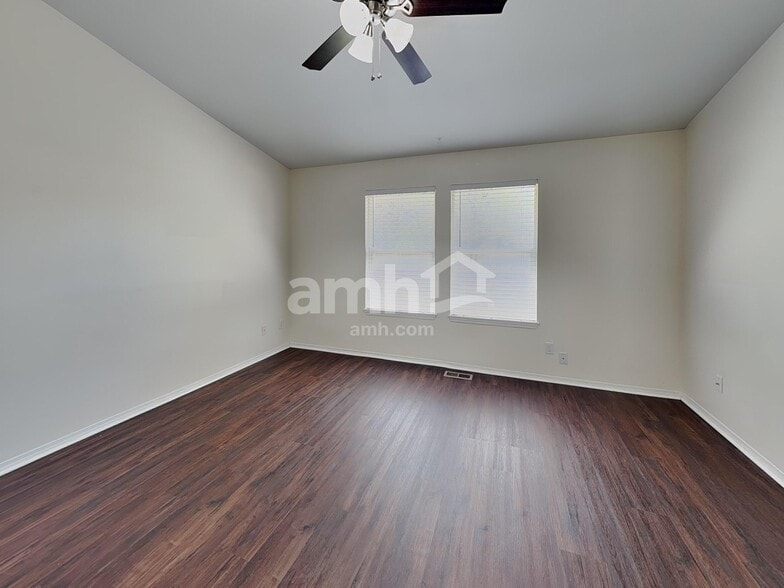 Building Photo - 2839 W Santa Clara Dr