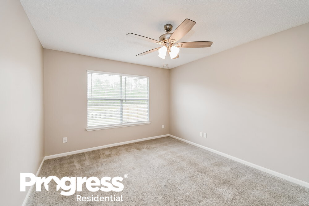 Building Photo - 3664 Arava Dr