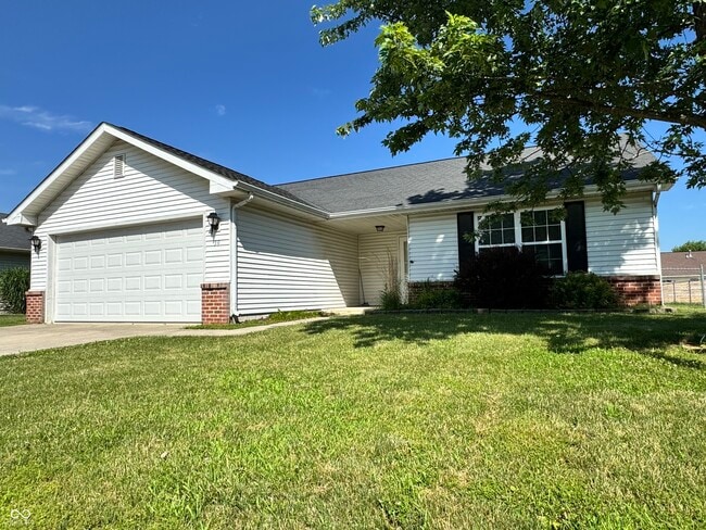 Building Photo - 39 Cedarwood Dr