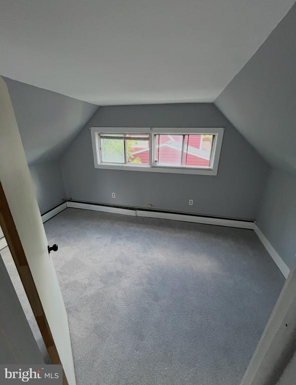 Building Photo - 15 Catalpa Ln