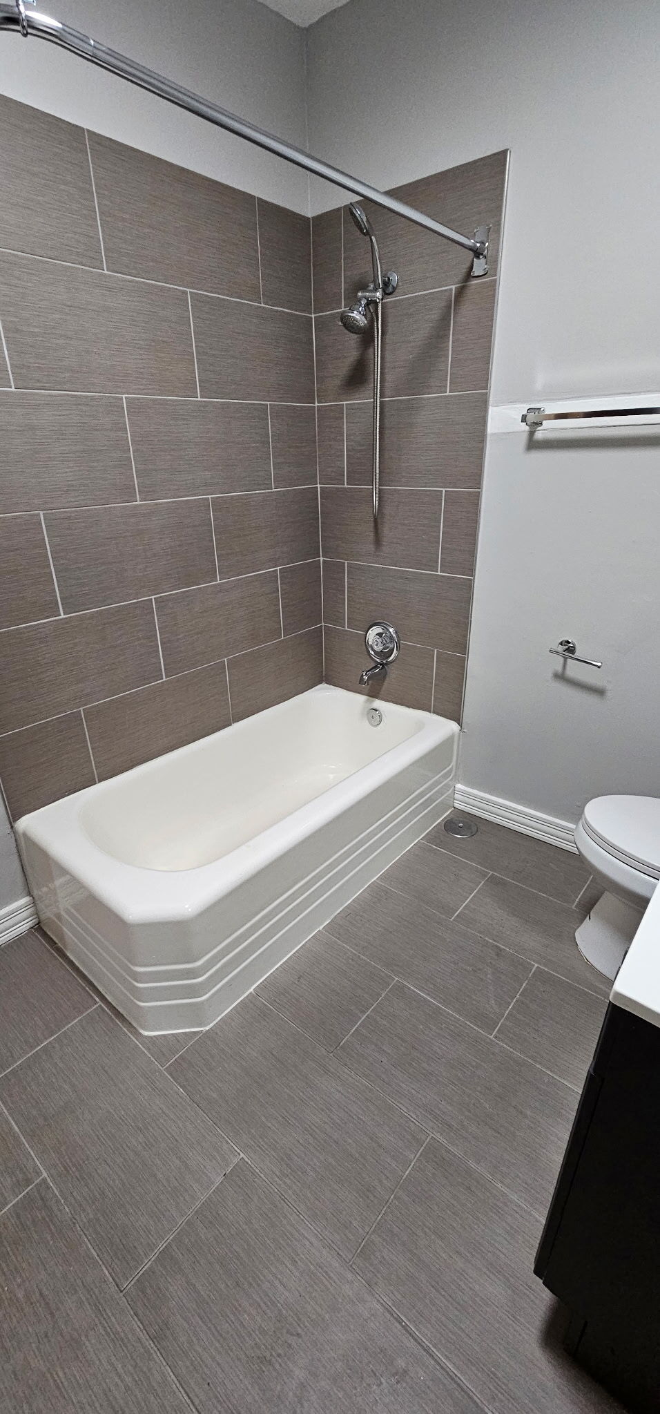 Building Photo - 3819 N Drake Ave