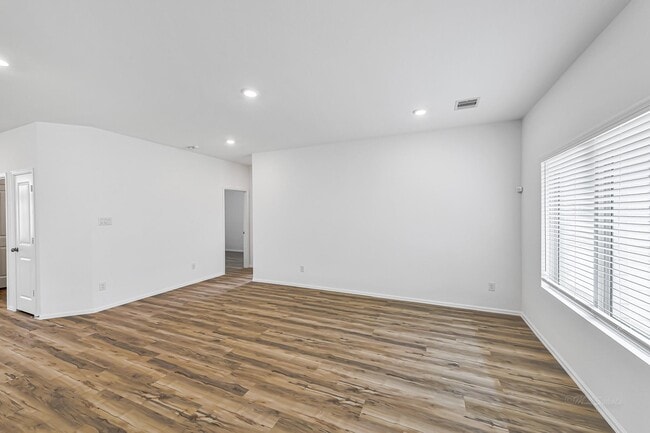 Building Photo - 3718 Shadow Crst Ln