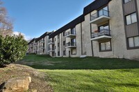 Building Photo - Parker Avenue Apartments