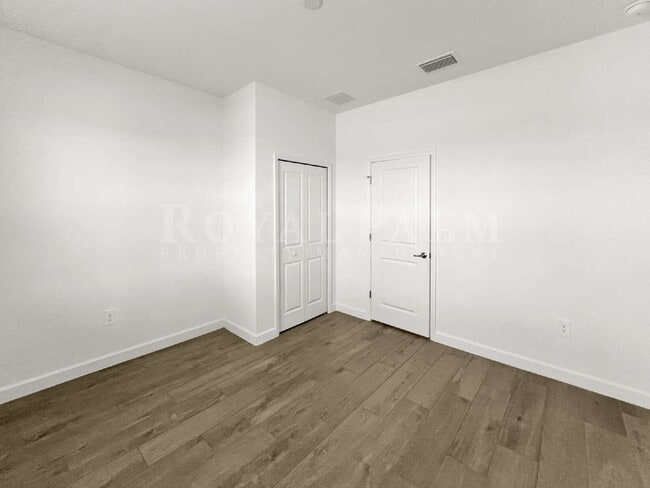 Building Photo - 10706 Clementine Pl