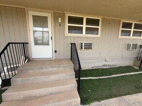 Building Photo - MOVE IN SPECIAL- Cozy 1-Bedroom Unit in Lubbock – Ideal for Urban Living!