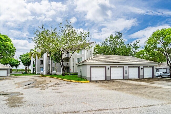 Building Photo - 11185 SW 6th St