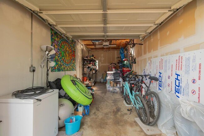 Building Photo - 760 39th St