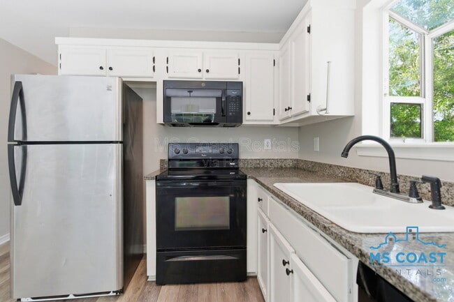 Building Photo - 11136 Windsor Hill Dr