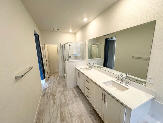 Building Photo - Perfect Shape Dublin Home in The Boulevard...