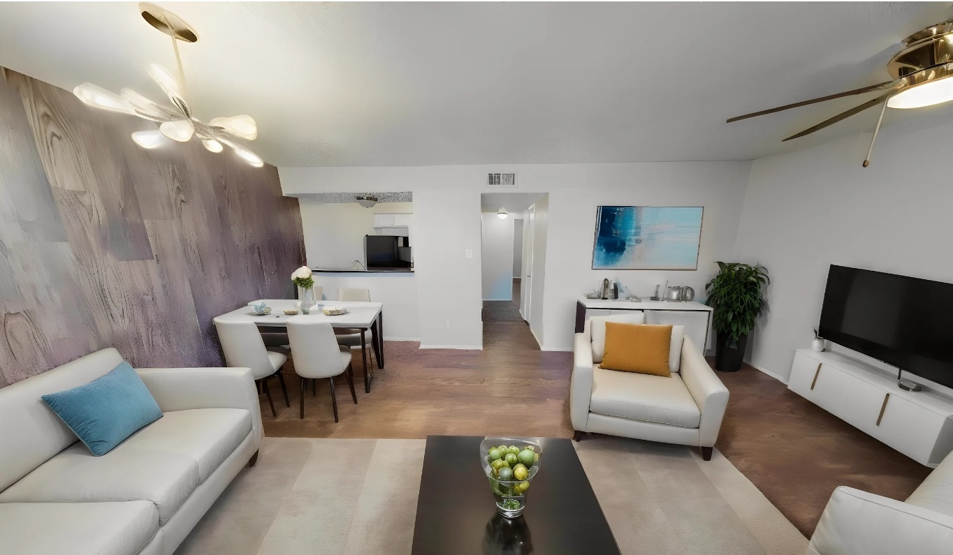 Building Photo - 2101 W Anderson Ln.