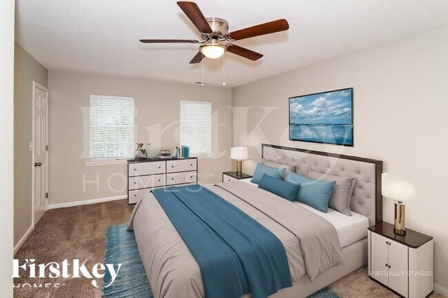 Building Photo - 122 Carriage Dr