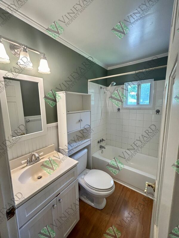 Building Photo - 4306 Hillcrest Dr