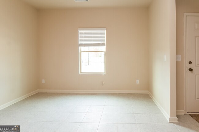 Building Photo - 2260 Clapton Ct